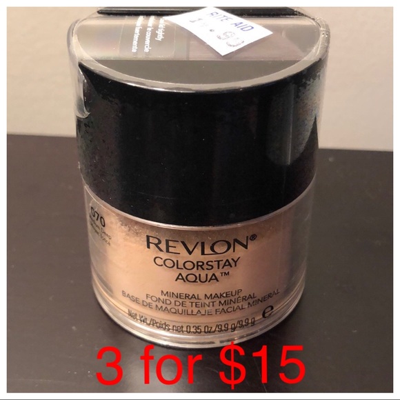 Revlon Other - Revlon mineral makeup foundation MEDIUM DEEP 070